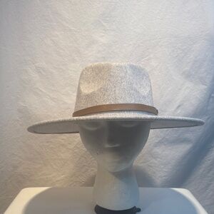 🆕 Women's Wide-Brim Felt Fedora in Light Gray with Tan Band